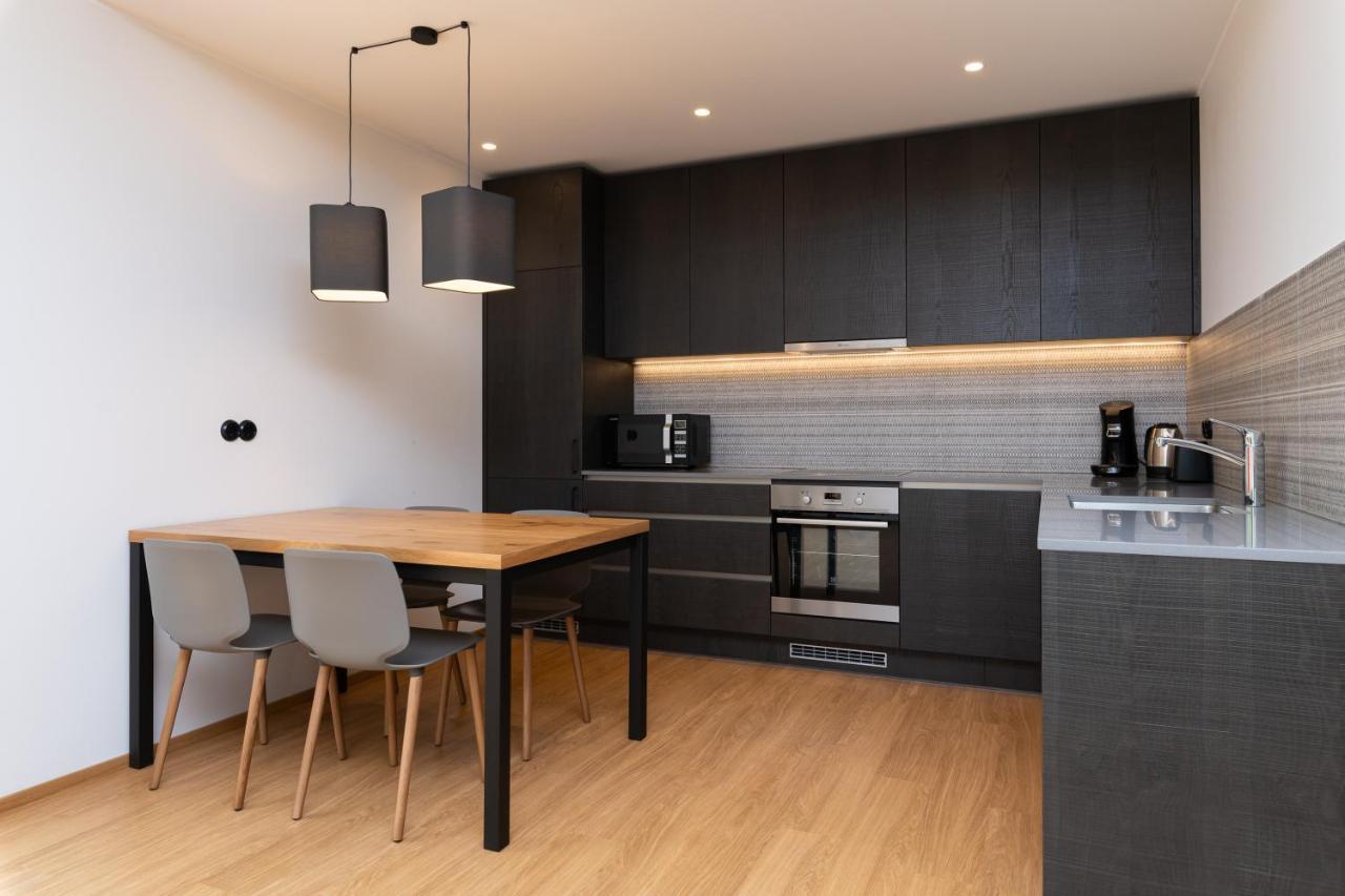 Self-Check-In Spacious 1 Bedroom Apartment With Terrace And Free Parking Tallinn Ngoại thất bức ảnh