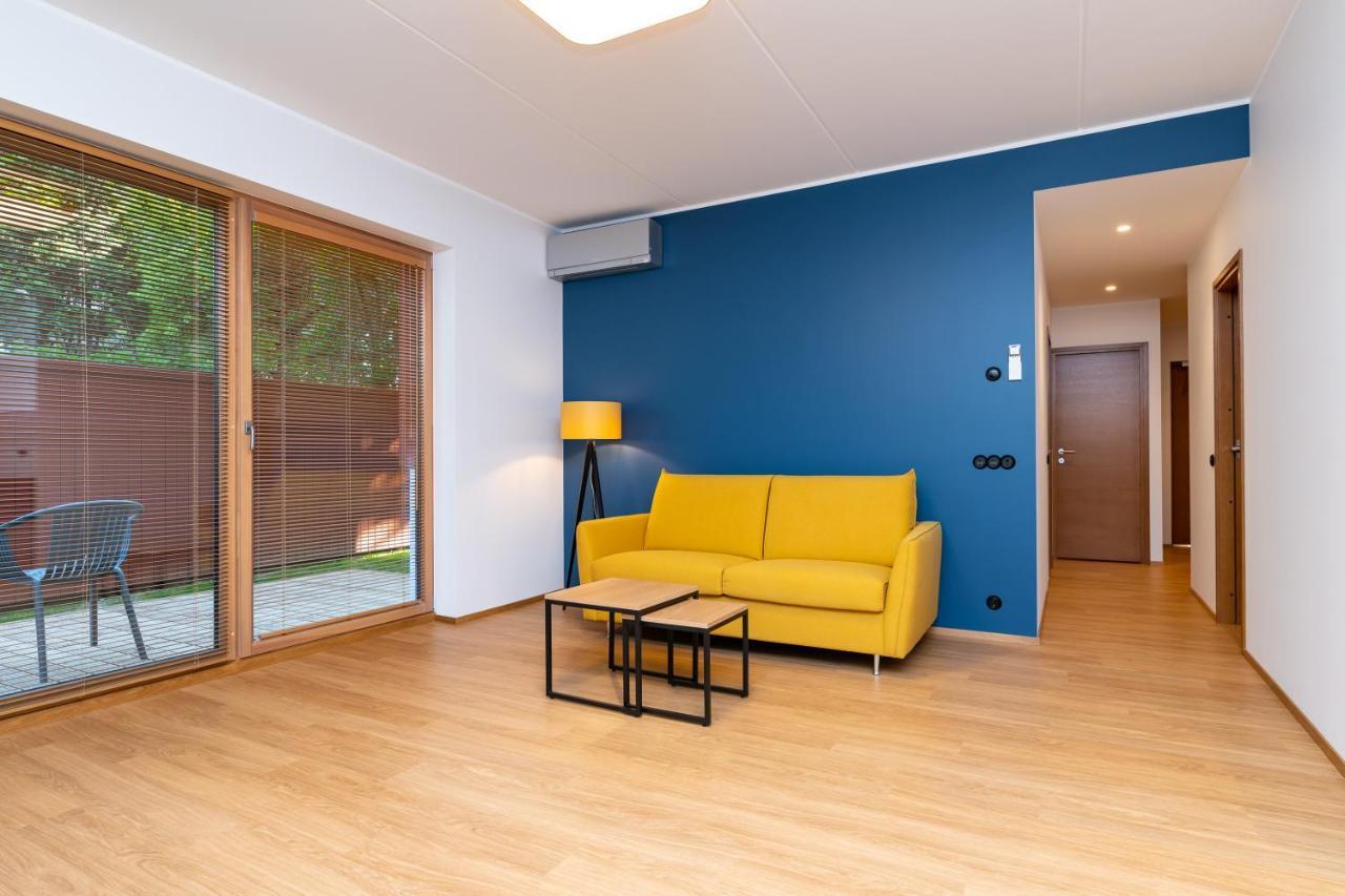 Self-Check-In Spacious 1 Bedroom Apartment With Terrace And Free Parking Tallinn Ngoại thất bức ảnh